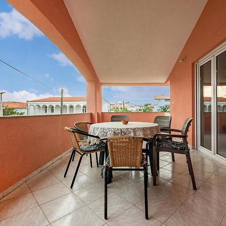 Beautiful Apartment In Vir With Wifi ภายนอก รูปภาพ